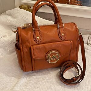 MICHAEL KORS-Margo satchel in burnt orange - NWT